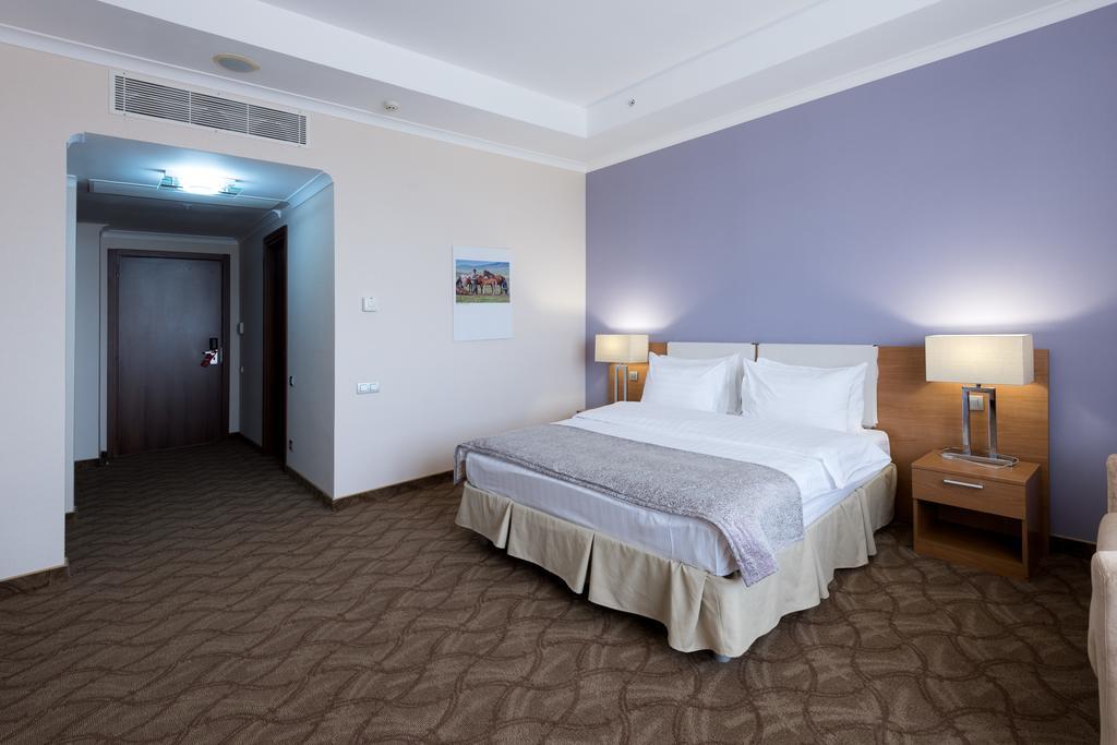Hotel Duman Nur-Sultan  Exterior photo