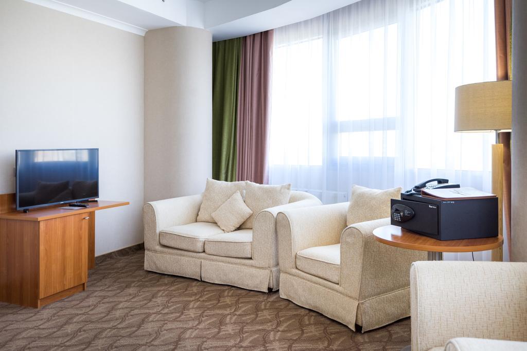 Hotel Duman Nur-Sultan  Exterior photo