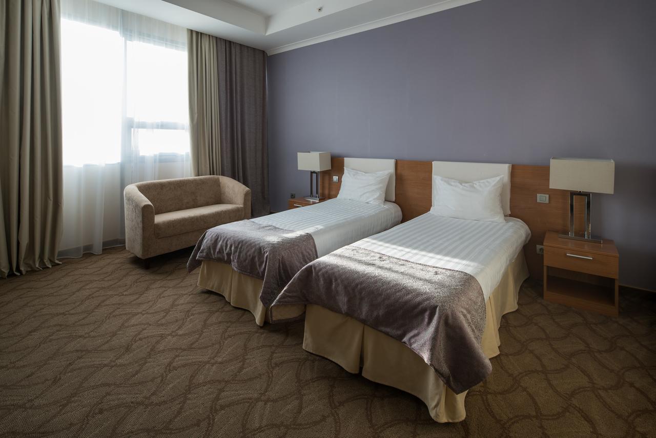 Hotel Duman Nur-Sultan  Exterior photo