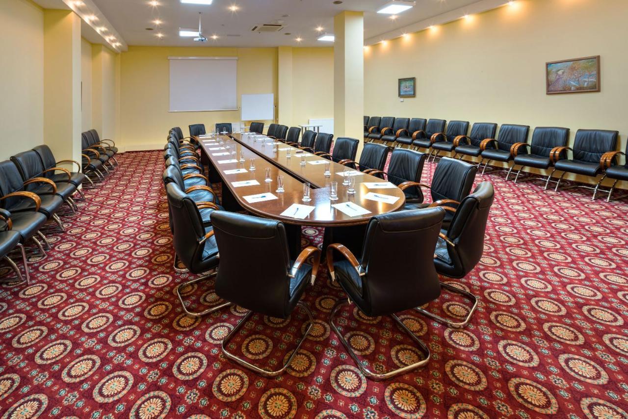 Hotel Duman Nur-Sultan  Exterior photo
